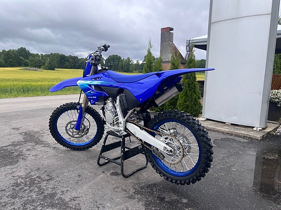 Yamaha YZ 125 Finns i butik för omgående leverans 6 of 7
