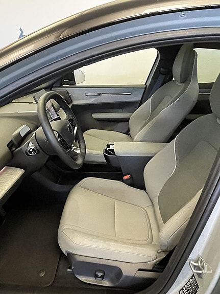 Volvo EX30 11 of 20