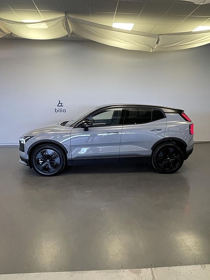 Volvo EX30 2 of 20