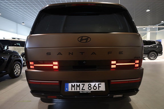 Hyundai Santa Fe 9 of 30