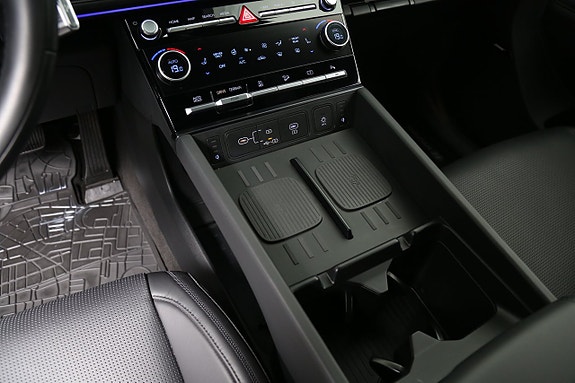 Hyundai Santa Fe 28 of 30