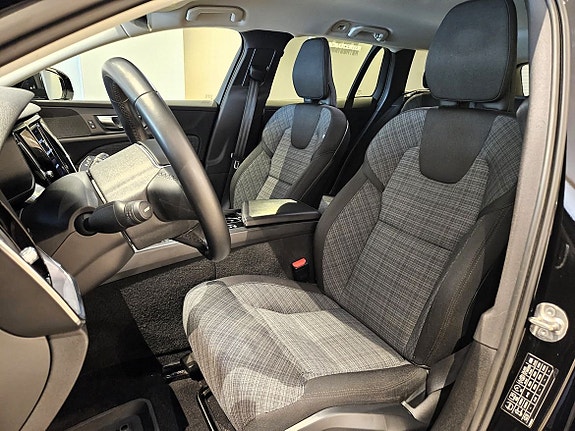 Volvo V60 Cross Country 16 of 26