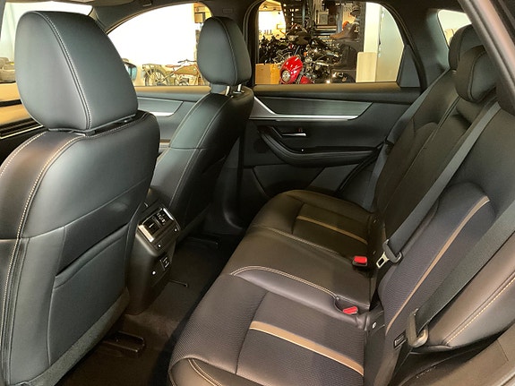 Mazda CX-60 14 of 14