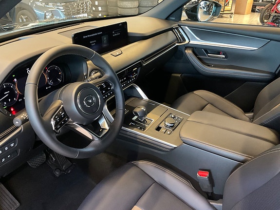 Mazda CX-60 9 of 14