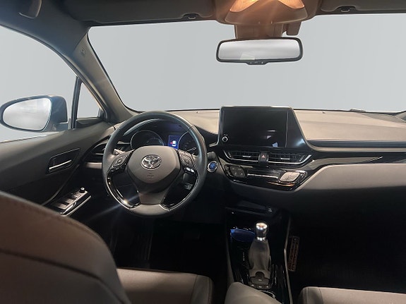 Toyota C-HR 8 of 22