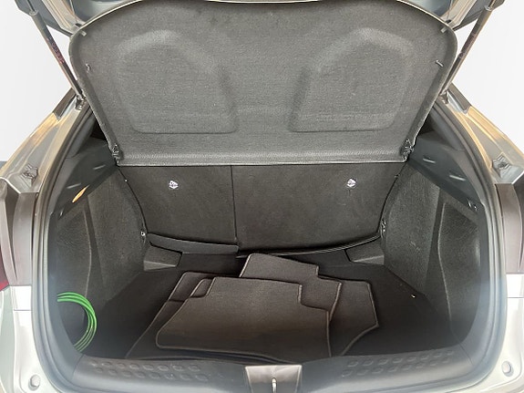Toyota C-HR 10 of 22