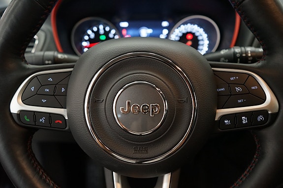 Jeep Compass 22 of 29