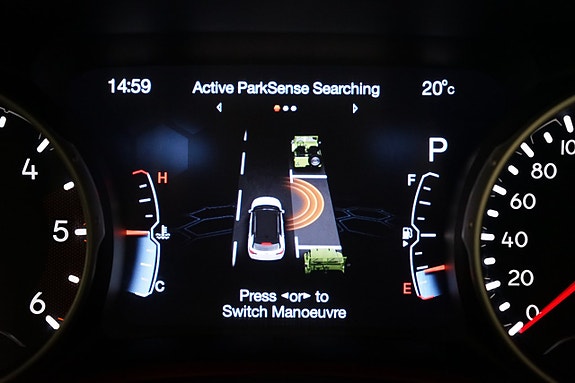 Jeep Compass 12 of 29