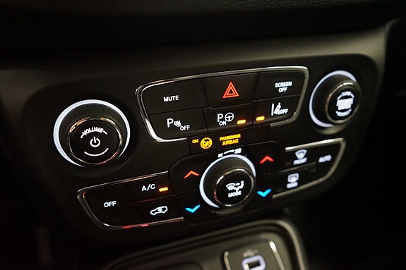 Jeep Compass 28 of 29