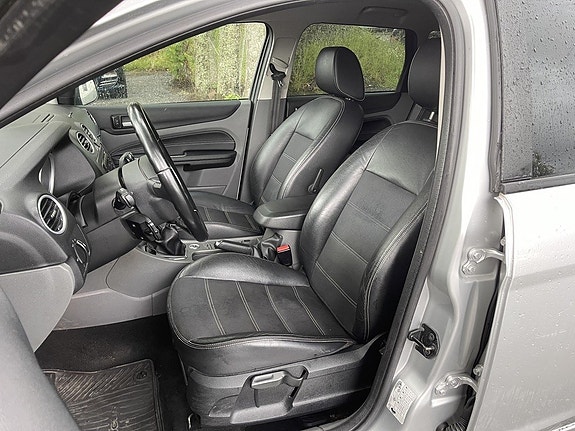 Ford Focus 11 of 23