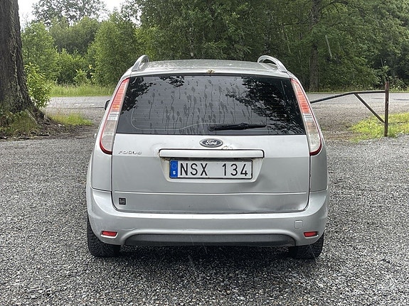 Ford Focus 8 of 23