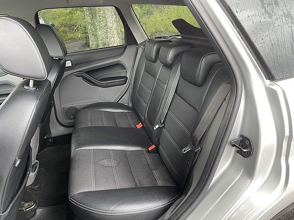 Ford Focus 17 of 23