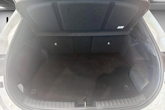 Kia XCeed 14 of 17