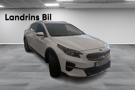 Kia XCeed 3 of 17