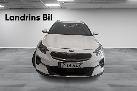 Kia XCeed 2 of 17
