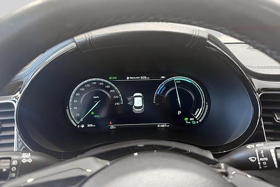 Kia XCeed 10 of 17