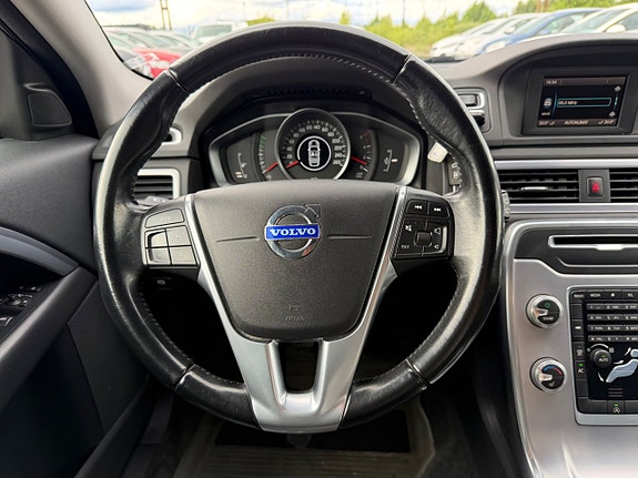 Volvo V70 17 of 20