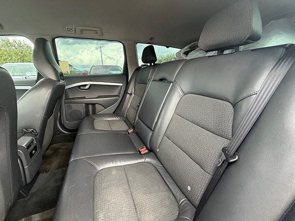 Volvo V70 11 of 20