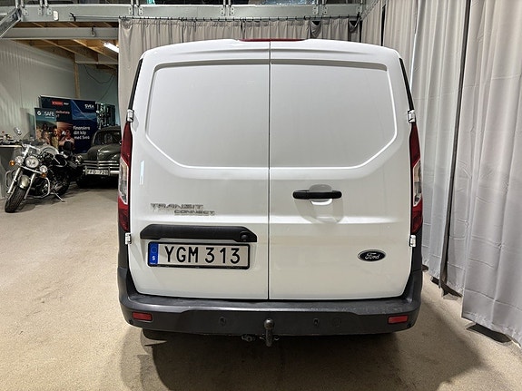 Ford Transit Connect 4 of 5