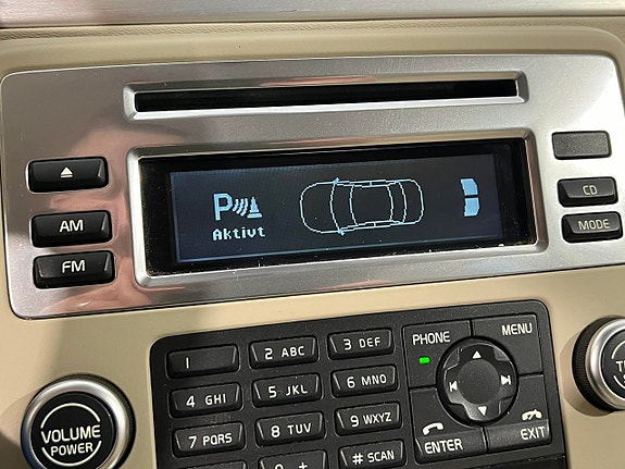 Volvo V70 12 of 20