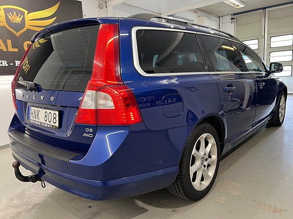 Volvo V70 3 of 20