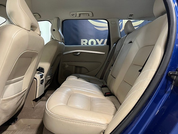 Volvo V70 17 of 20