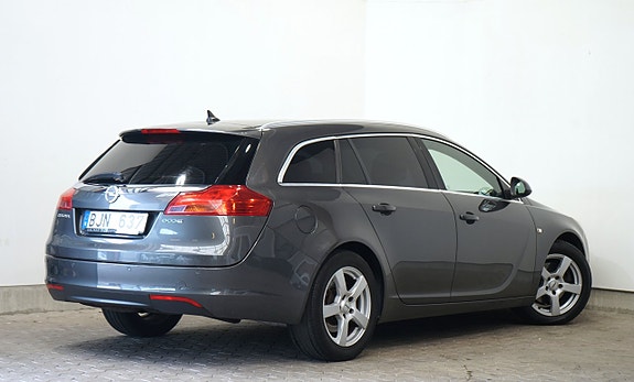 Opel Insignia 4 of 5