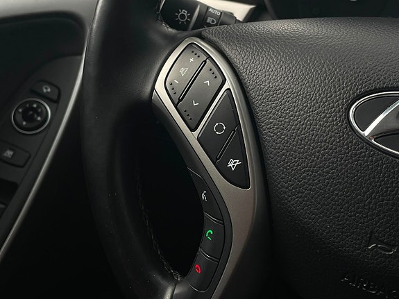 Hyundai i30 12 of 23
