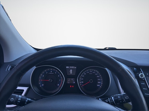 Hyundai i30 14 of 23
