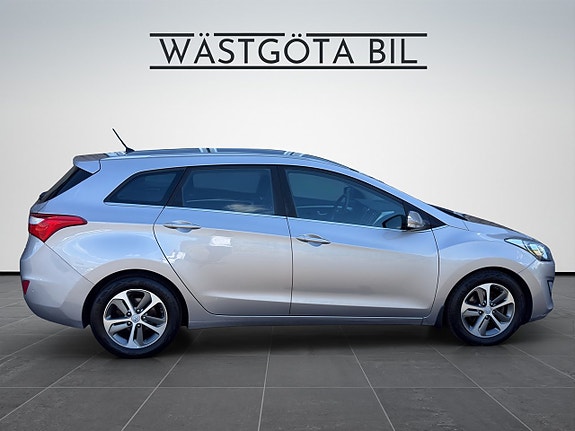 Hyundai i30 7 of 23