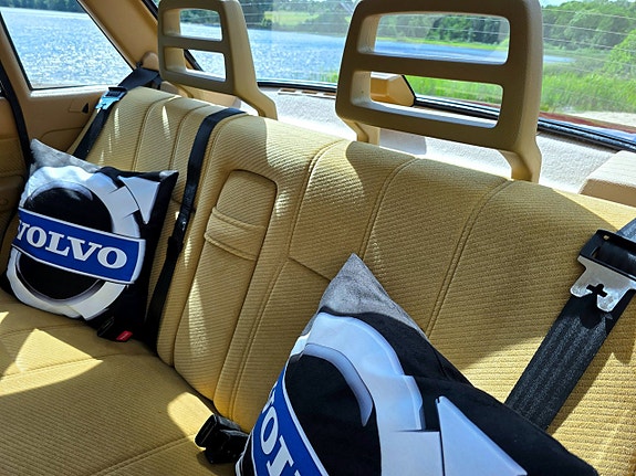 Volvo 244 10 of 30