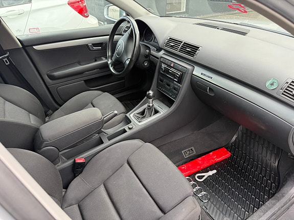 Audi A4 5 of 7