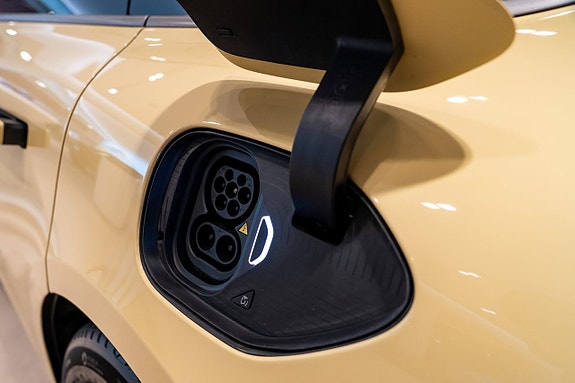 NIO ET5 Touring 8 of 18