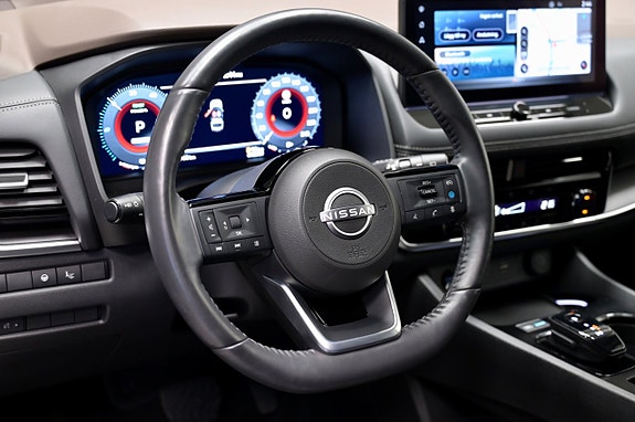 Nissan X-Trail 16 of 23