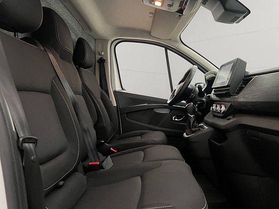 Renault Trafic 29 of 30