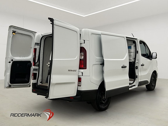 Renault Trafic 14 of 30