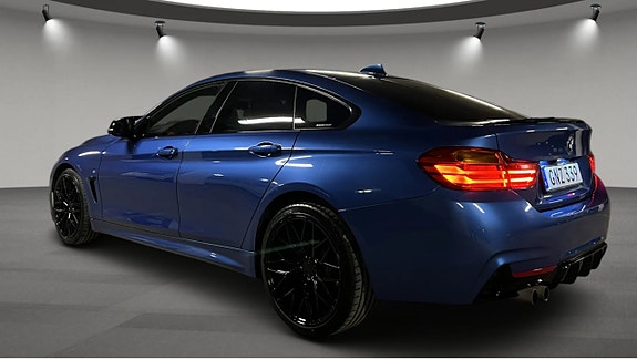 BMW 428i 3 of 5