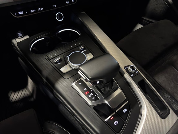 Audi A4 allroad 16 of 19