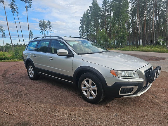 Volvo XC70 5 of 5