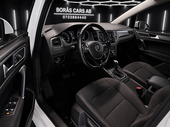 Volkswagen Golf Sportsvan 6 of 11