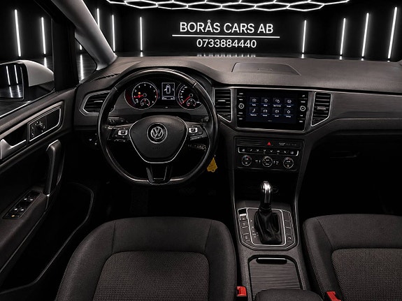 Volkswagen Golf Sportsvan 8 of 11