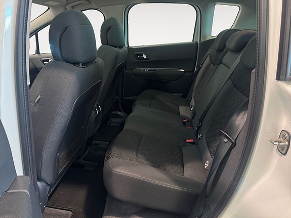 Peugeot 3008 8 of 13