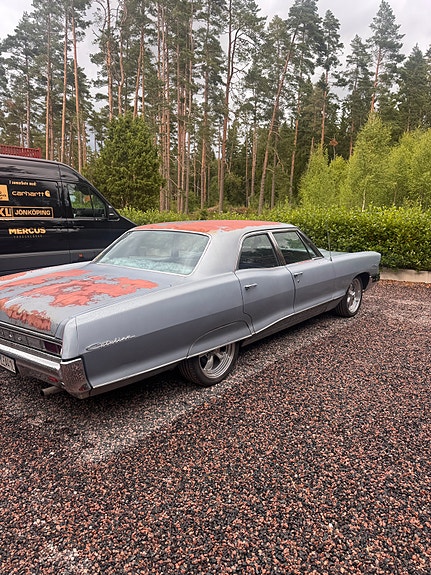 Pontiac Catalina 3 of 5