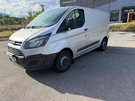 Ford Transit Custom 2 of 14