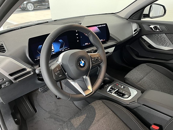 BMW 120 6 of 14
