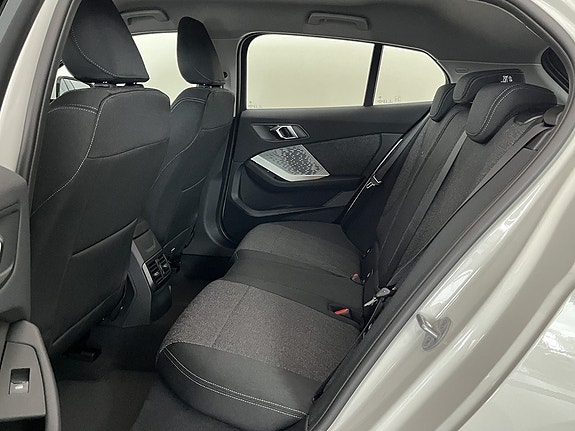 BMW 120 11 of 14