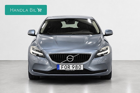 Volvo V40 3 of 21