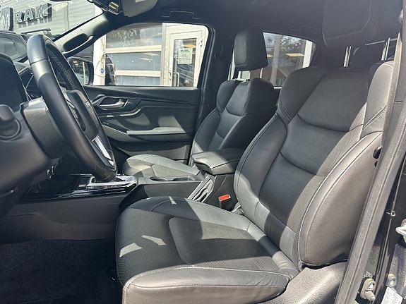 Isuzu D-max 10 of 13