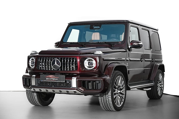 Mercedes-Benz G63 4 of 5