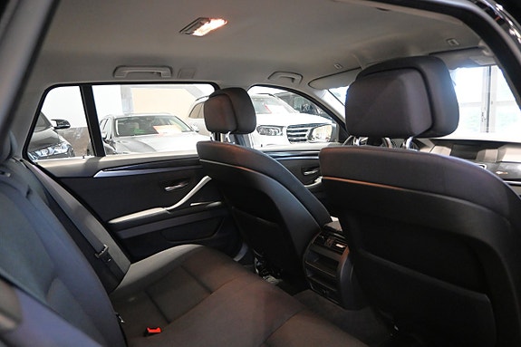 BMW 520d 12 of 25